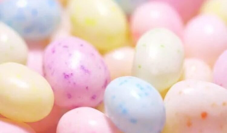 The Pastel Pink Neon Aesthetic: Combining Softness and Boldness in a Visually Stunning Trend