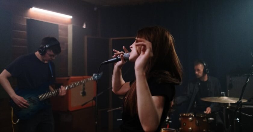 Fact vs. Fiction: Unveiling the Truth about Coco Jones’ Height